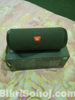 Jbl.Bluetooth speaker